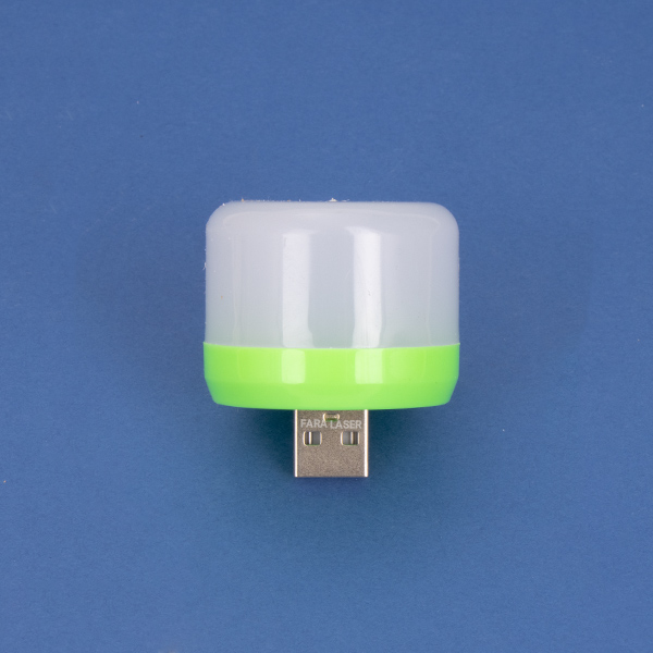 لامپ ال ای دی USB مدل 3 وات مهتابی بدنه سبز