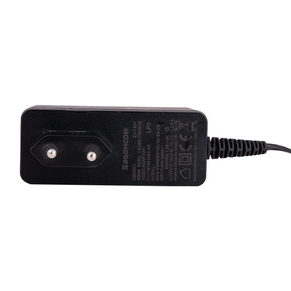 منبع تغذیه آداپتور دیواری 12 ولت 2.5 آمپر برند Sagemcom مدل MSG-V2500ER120