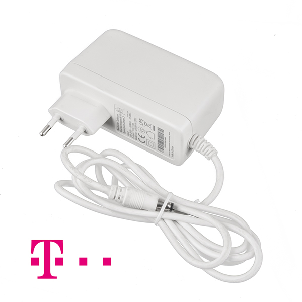 منبع تغذیه آداپتور دیواری 12 ولت 3 آمپر سفید TELEKOM